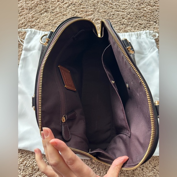 Coach Black Quinn Satchel - Picture 6 of 9